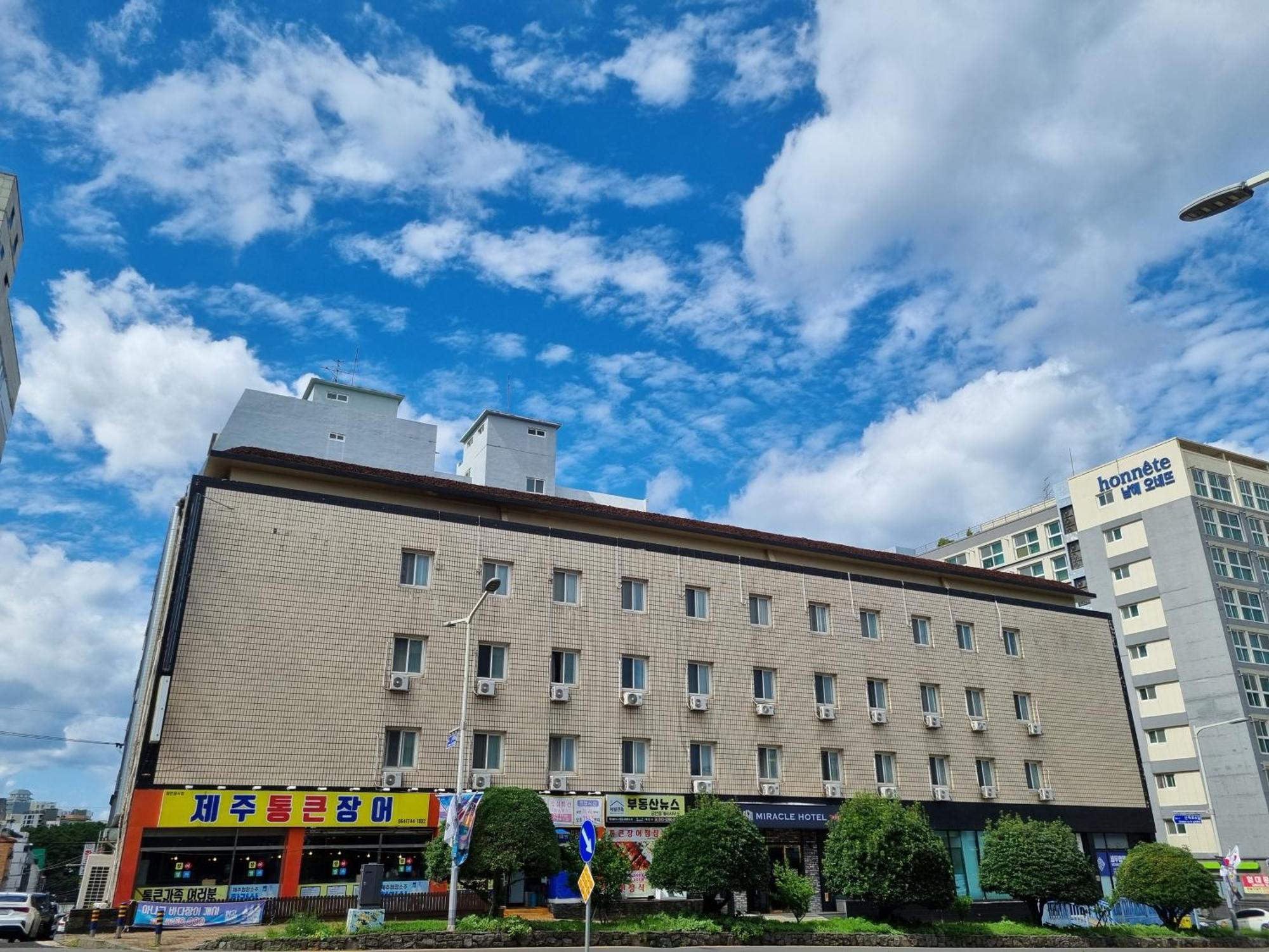 Jeju Miracle Hotel Extérieur photo